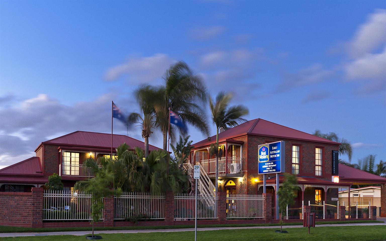 Early Australian Motor Inn Mildura Exterior photo